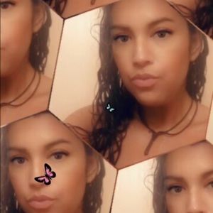 Meet your Posher, Ninoska